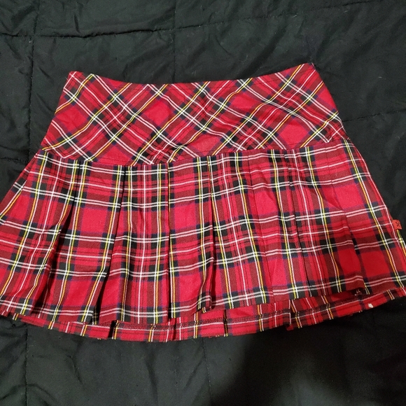 Royal Bones Dresses & Skirts - Royal Bones High waisted plaid skirt Size M